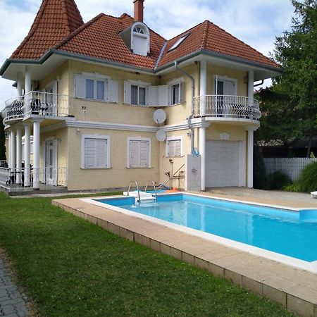 Bella Villa Apartmanhaz Zamárdi Esterno foto