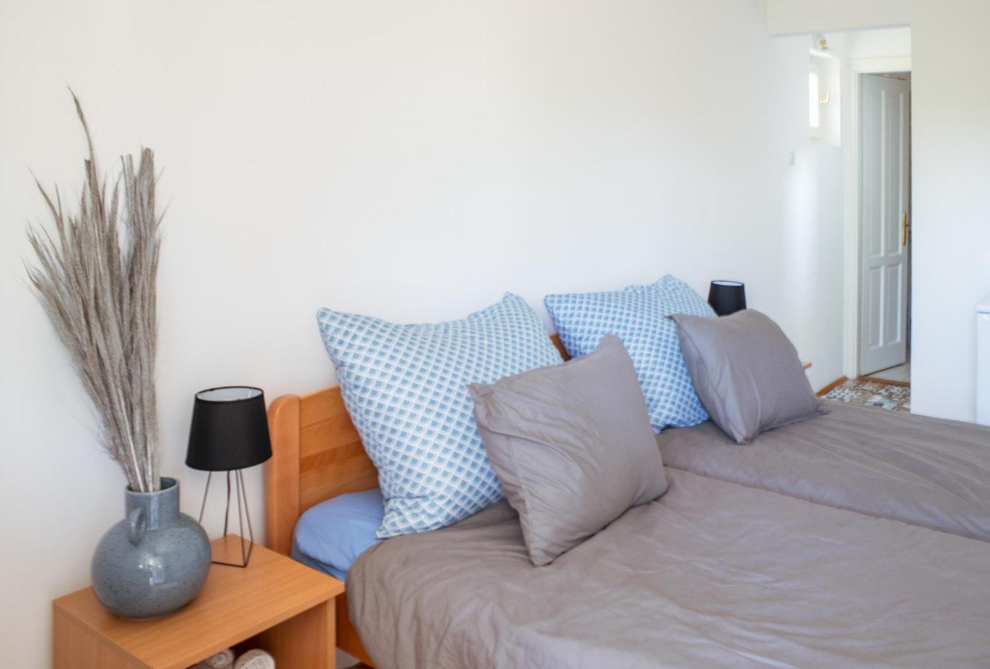 Bella Villa Apartmanhaz Zamárdi Esterno foto